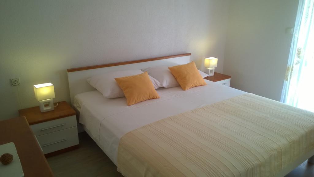 Apartments Kristina Хвар Номер фото